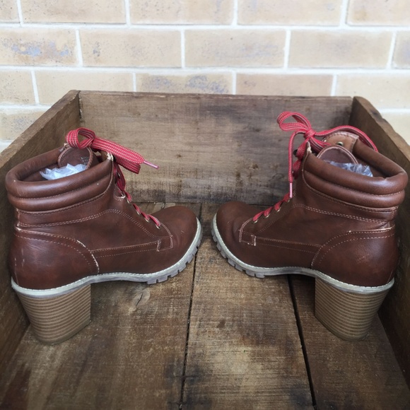 Bdg Womens Ankle Boots Brown Booties red laces - Picture 4 of 8